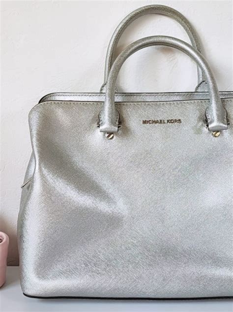 bolsa michael kors plateada|michael kors where to buy.